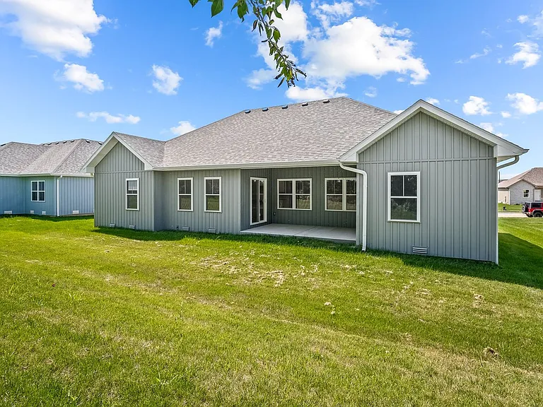 2205 W Mason Pl — Photo 29
