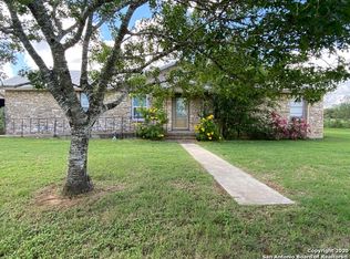 1540 Coble Rd, Poteet, TX 78065