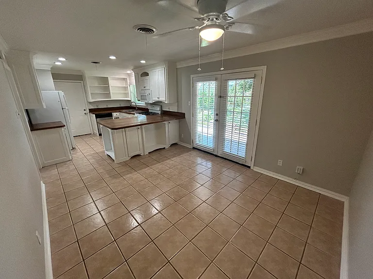 1107 Eric Ave — Photo 6