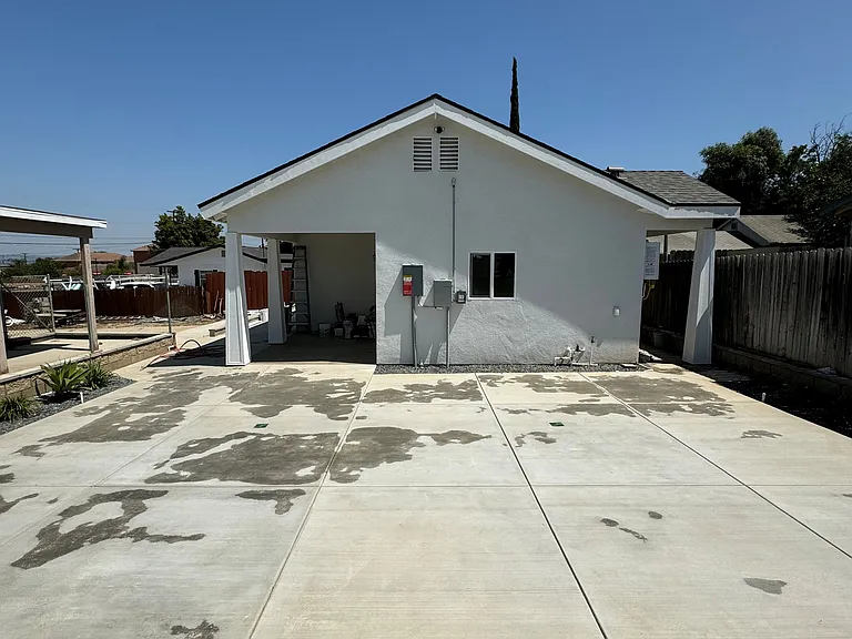 6496 Chadbourne Ave — Photo 5
