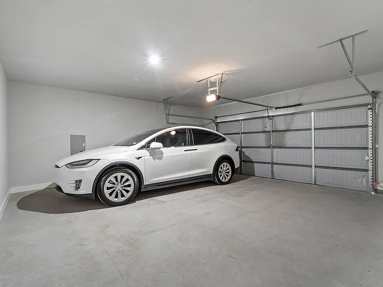 Garage Garage