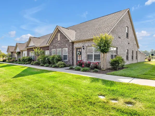 3305 Livermore Ln, Murfreesboro, TN 37130