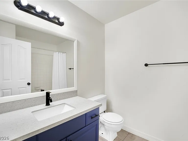 3009 Blue Fin Cir — Photo 34