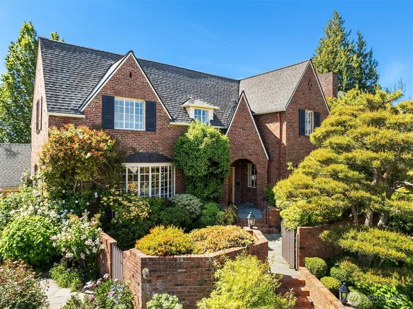 4415 52nd Avenue NE, Seattle, WA 98105