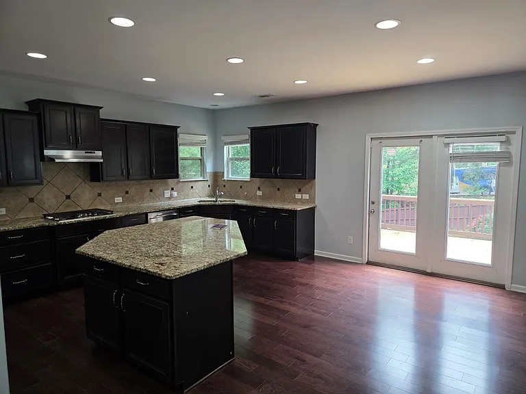 6850 Rocking Horse Ln — Photo 32