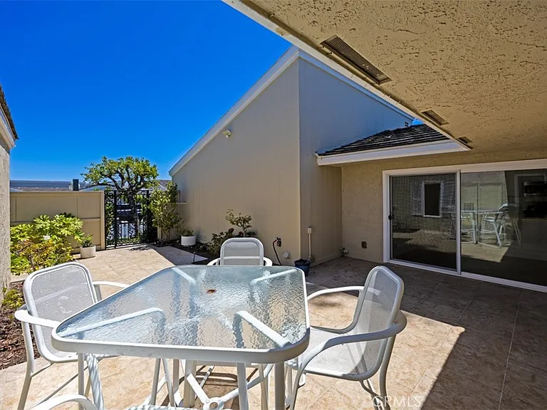 22821 Mariano Dr — Photo 12