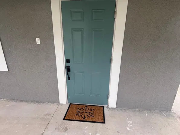 2027 Warrington Way #1, Tampa, FL 33619
