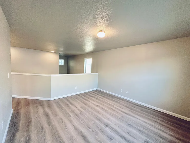 3374 SE Meadowview Way — Photo 27