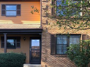 33 Adele Ct, Lawrence Township, NJ 08648