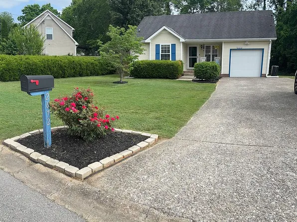 2672 Elkmont Dr, Clarksville, TN 37040