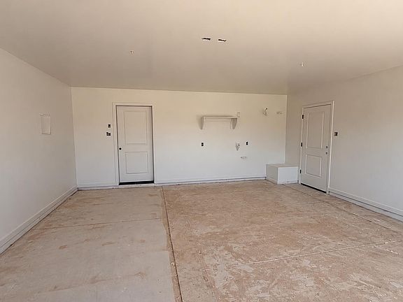 4th image of 10726 E 46th Pl
