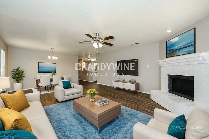 3 bed, 2.0 bath, 1744 sqft, $2,565 — Photo 3