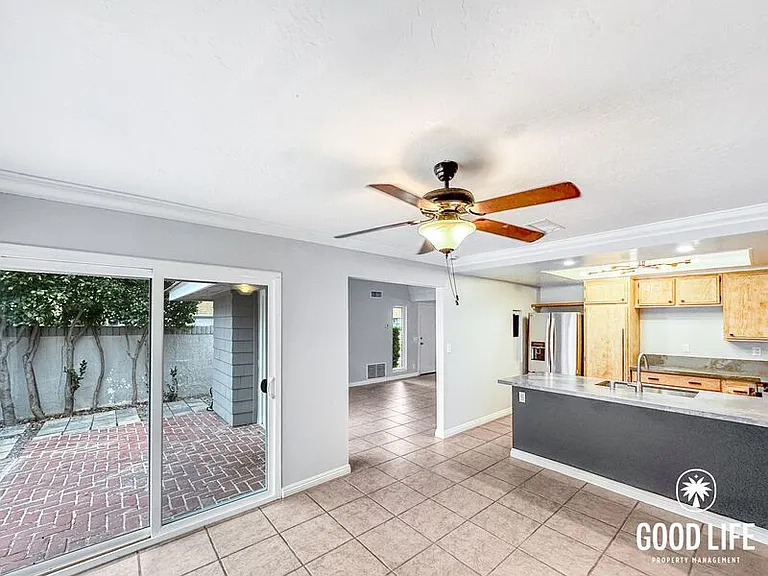 21714 Lake Vista Dr — Photo 5
