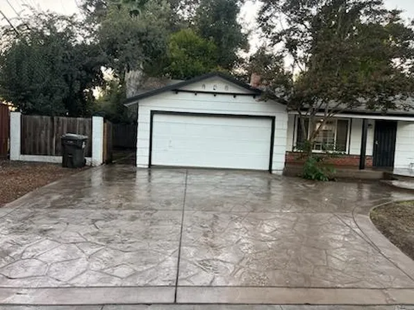 6627 N Leesburg Pl, Stockton, CA 95207