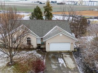 456 E Valleyview Ave, Genesee, ID 83832