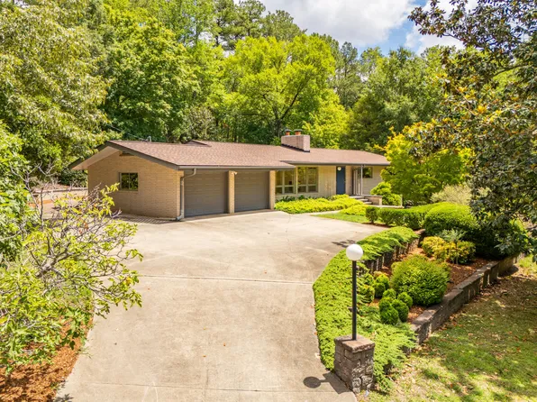 604 Caswell Rd, Chapel Hill, NC 27514