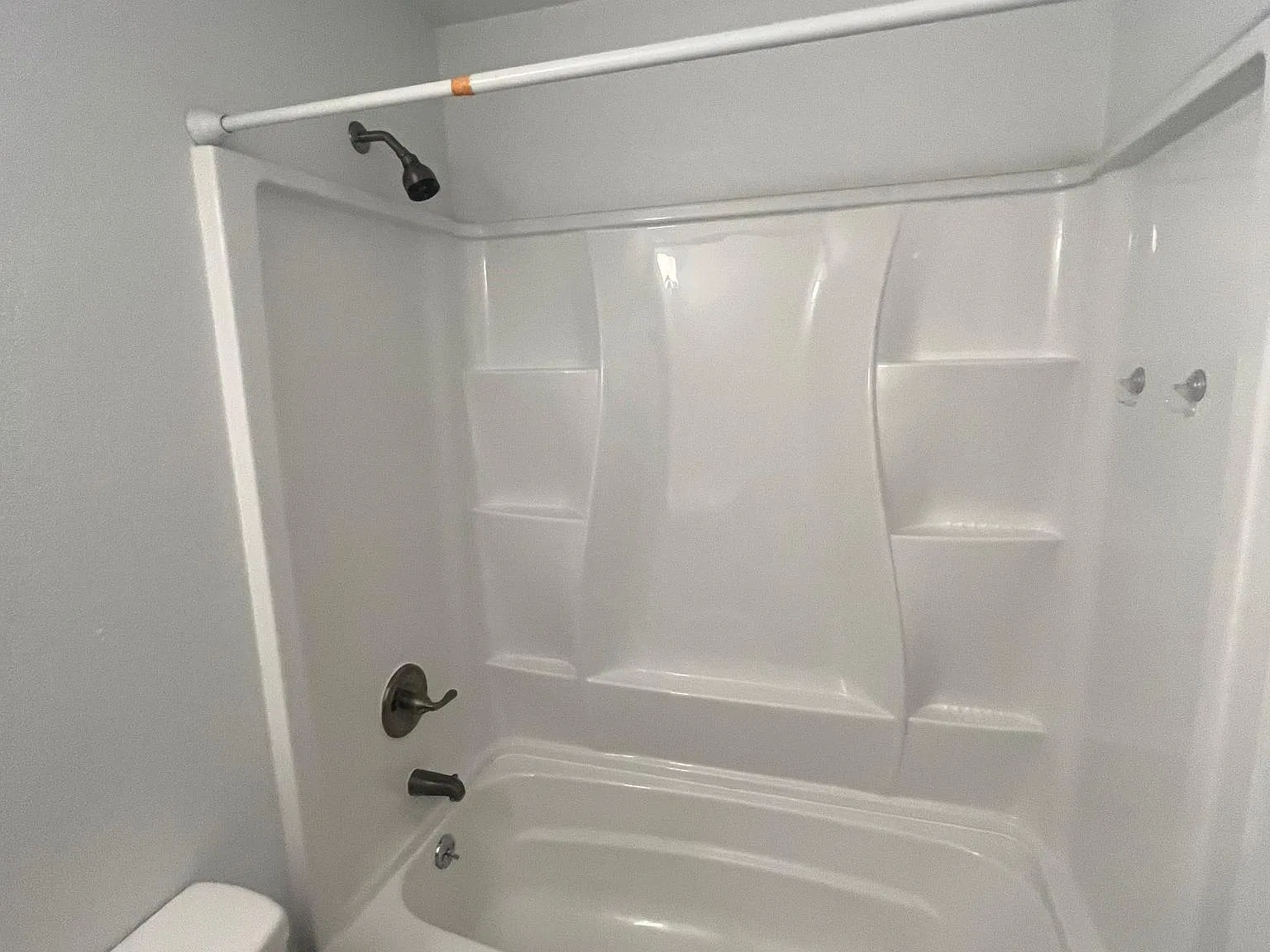 3 bed, 1214 sqft, $1,425 — Photo 2
