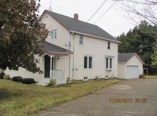 5535 Downtown Ln, Gillett, WI 54124