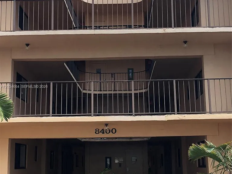 8400 SW 133rd Avenue Rd #324 — Photo 1