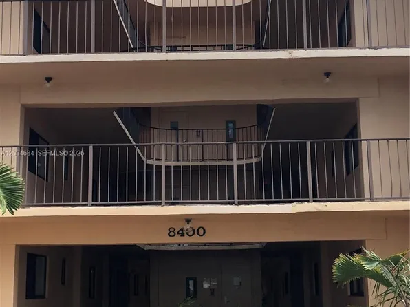 8400 SW 133rd Avenue Rd APT 324, Miami, FL 33183