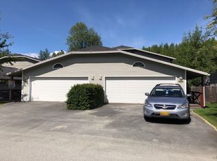 16623 Rivers Edge Ln, Eagle River, AK 99577