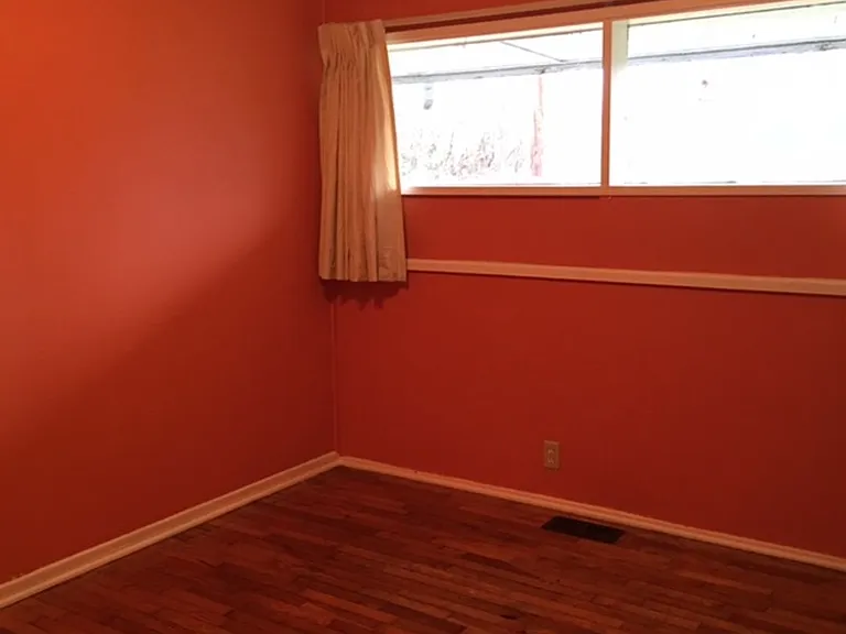 2815 Ferry St — Photo 12