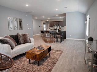 4305 Moonlight Rd, Mustang, OK 73064