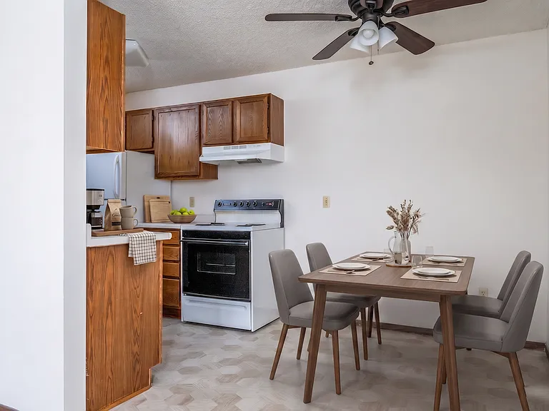 Barbary Knoll Apartments — Photo 14