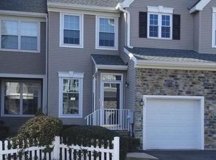 705 Dahlia Cir, Dayton, NJ