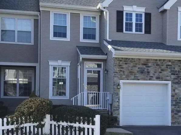 705 Dahlia Cir, Dayton, NJ 08810