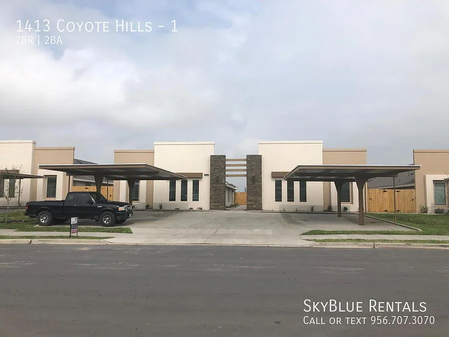 "Charming 2-Bed, 2-Bath Retreat at 1413 Coyote Hills, Edinburg Spacious 940 Sq Ft Haven!" — Photo 2