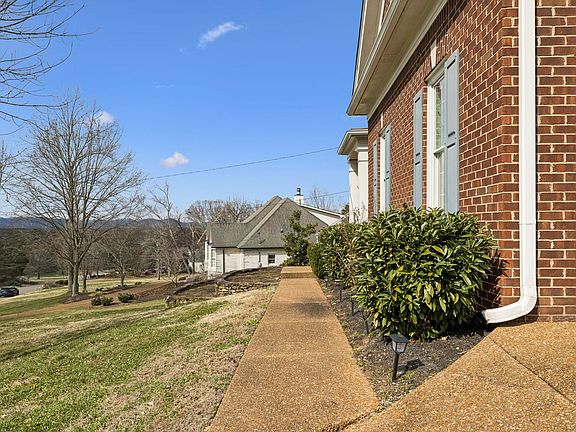 5th image of 9255 Hunterboro Dr