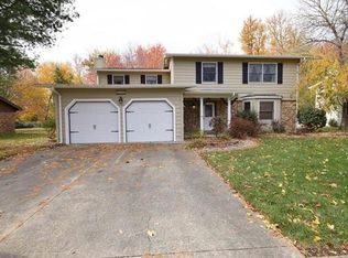 1967 Raintree Trl, Collinsville, IL 62234