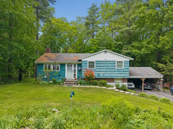 10 Ridgewood Drive, Augusta, ME 04330