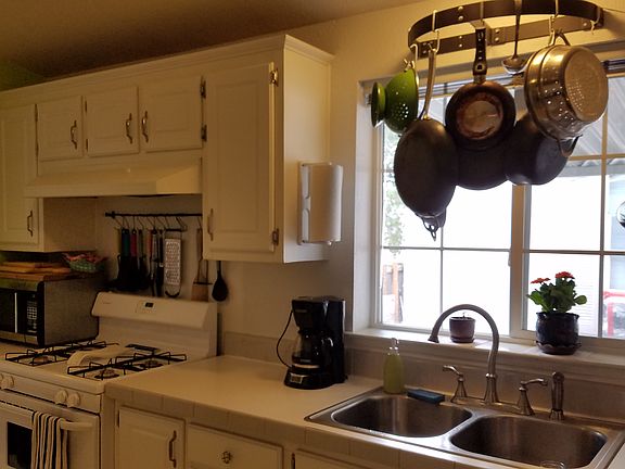 5th image of 510 Saddle Brook Dr Spc 115