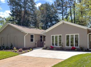 412 Cedar Hill Ln, Raleigh, NC 27609