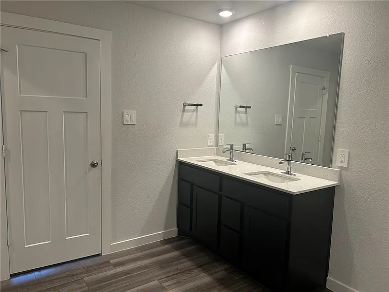 1218 Amistad Loop — Photo 11