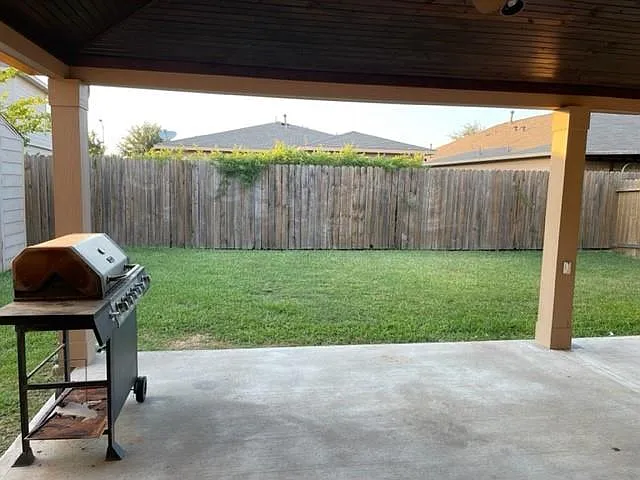 1215 Wallflower Ave — Photo 22