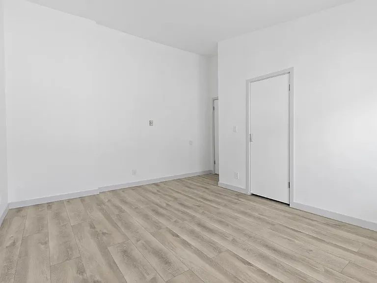 1151 N Peck Ave — Photo 11