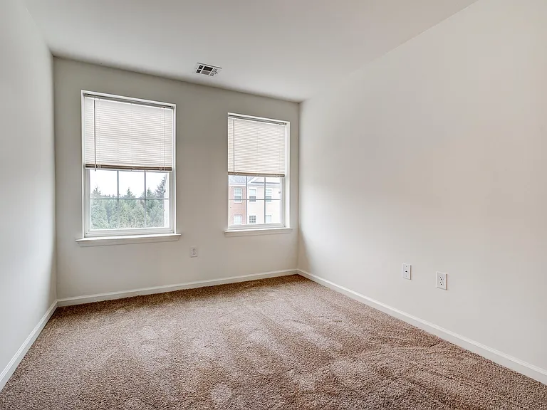 52 Creekside Way — Photo 32