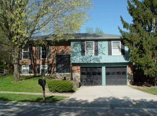 8869 Dover Dr, Maineville, OH