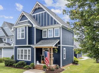604 Center St, Apex, NC 27502
