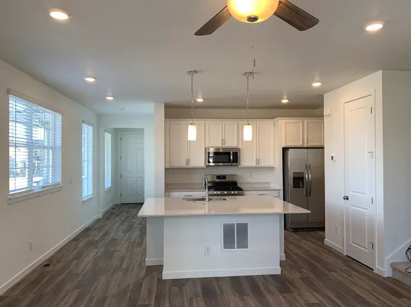 8993 Redfield Ln, Parker, CO 80134