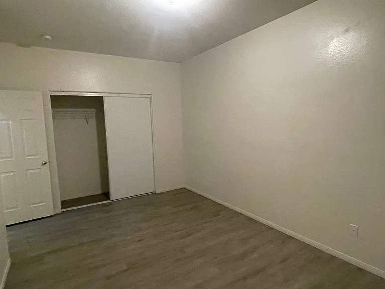 14190 Blackstone St — Photo 40