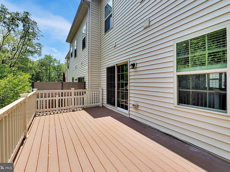 8012 Spring Arbor Dr — Photo 15