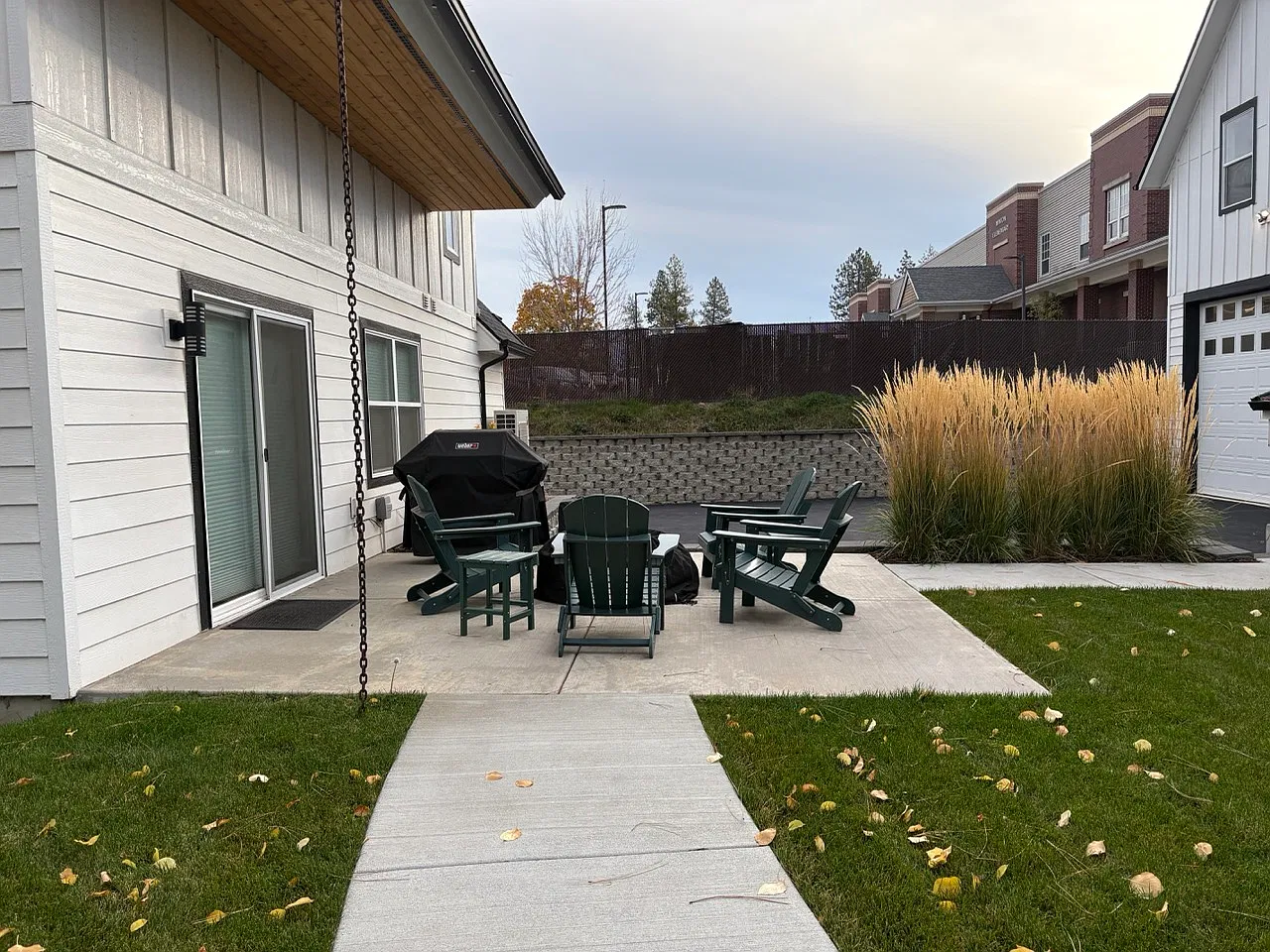 2 bed, 1367 sqft, $2,200 — Photo 4
