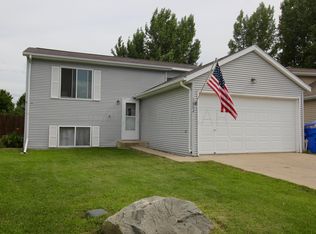1802 56th Ave S, Fargo, ND 58104