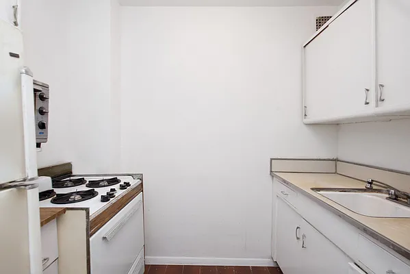 Sold by Keller Williams NYC | media 19