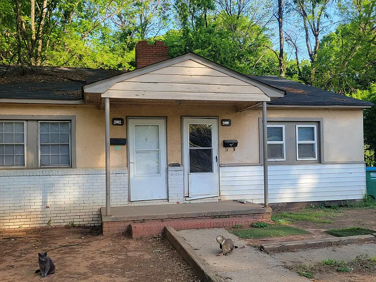 2800 Baltimore Ave — Photo 1