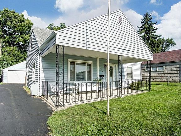 3rd image of 409 Alexander Dr